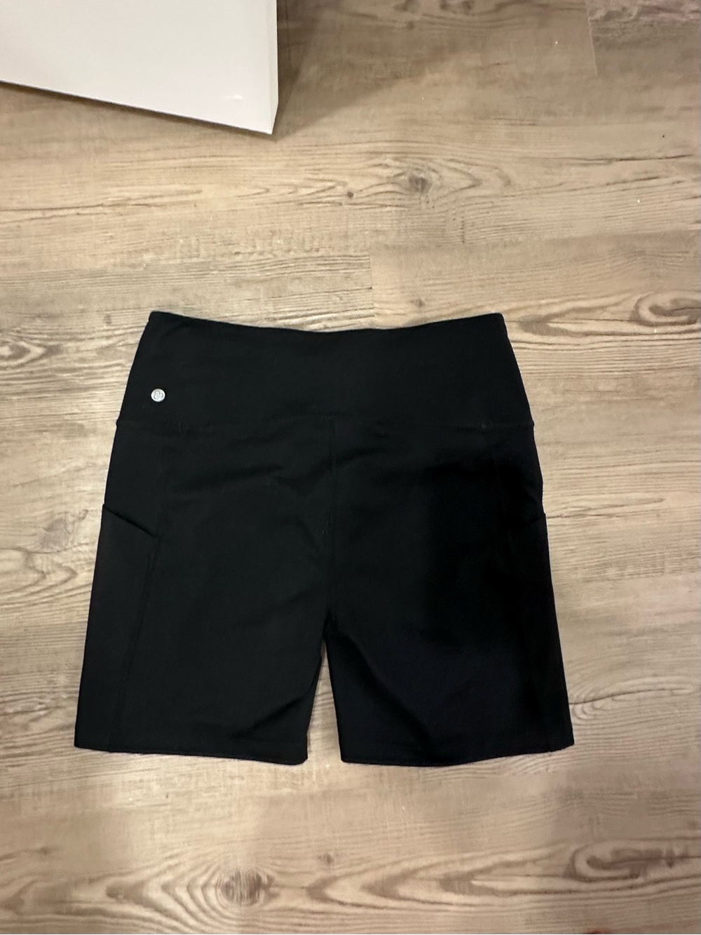 Zella Black High-Waist Bike Shorts with Side Pocket, Size L